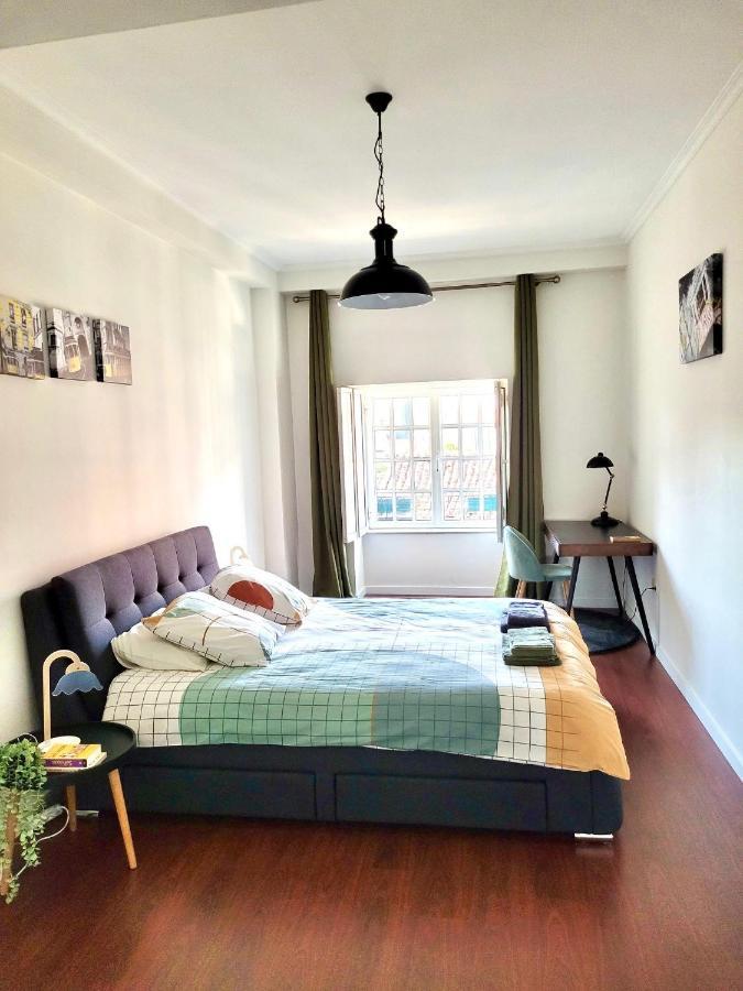 Charm City Center Apt 140M2 & Free Parking Apartman Braga Kültér fotó
