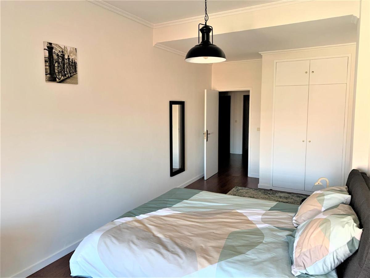 Charm City Center Apt 140M2 & Free Parking Apartman Braga Kültér fotó